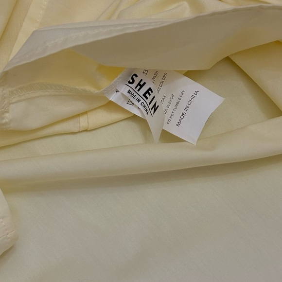 SHEIN PALE YELLOW CROP BUTTON DOWN WITH BALLOON SLEEVES SZ SMALL - Picture 7 of 10